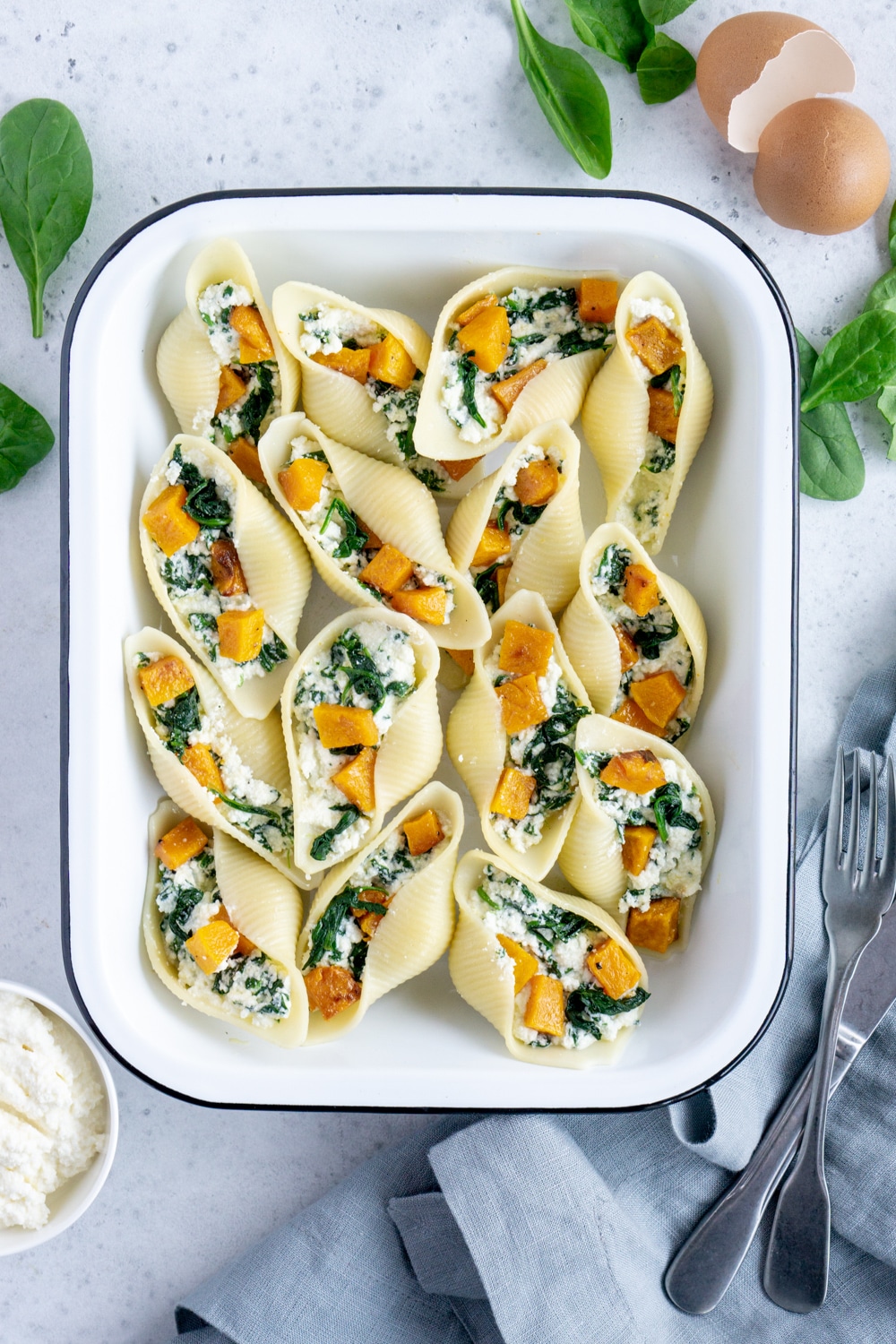 Stuffed Pasta Shells with Spinach, Ricotta and Butternut Squash Pina