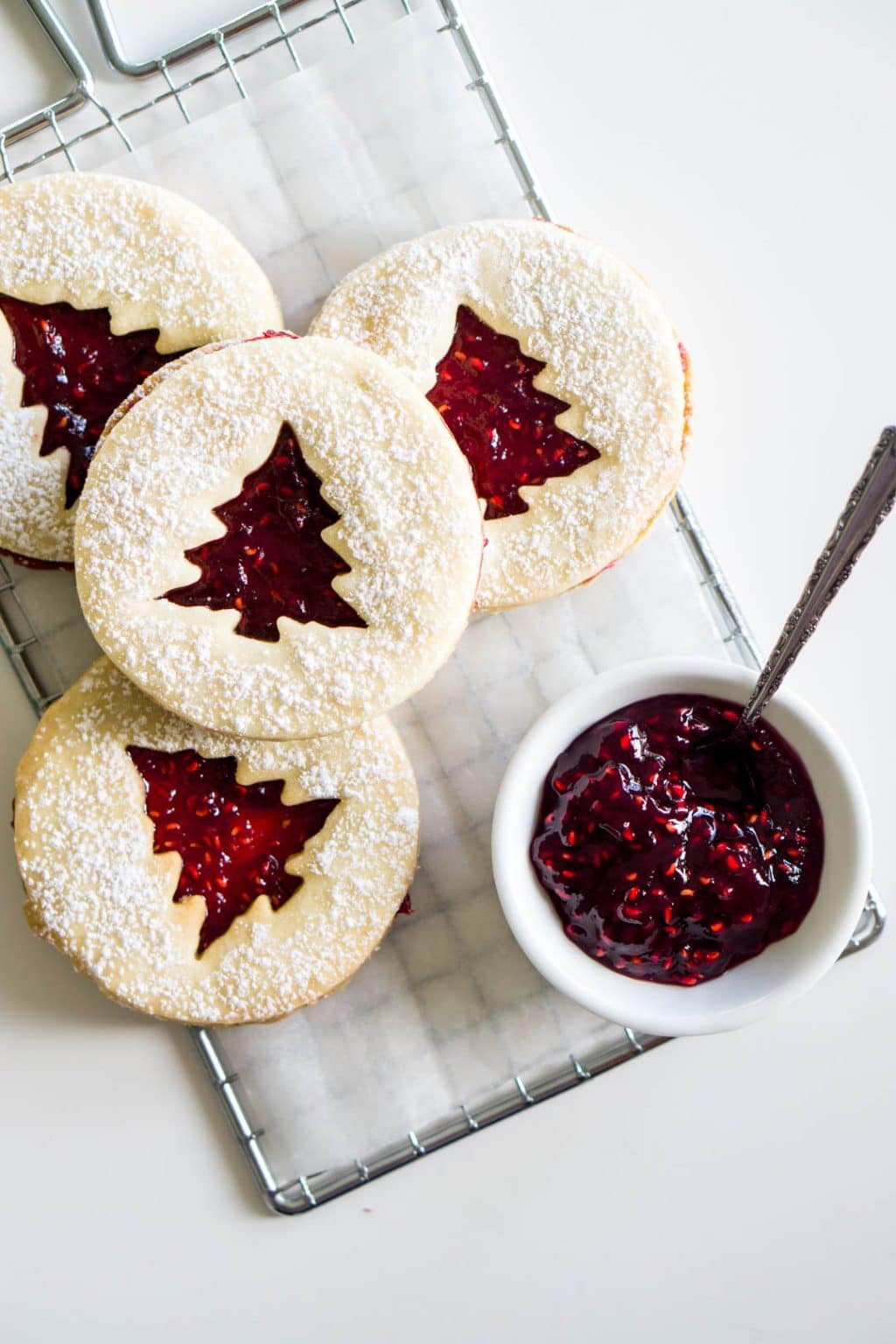 linzer raspberry cookies